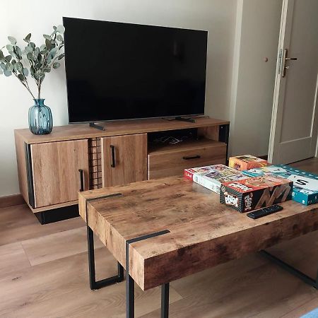 קרקוב Spacious Two-Bedroom Apartment In The City Center מראה חיצוני תמונה